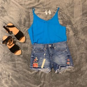 NWT BlankNYC Denim embroidered Jean Shorts, 27